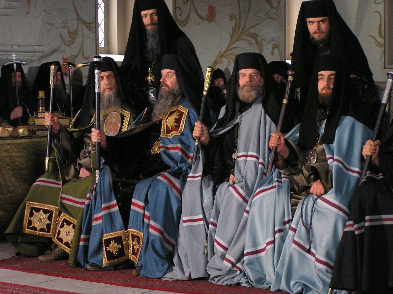 Греческие патриархи, участники Большого Московского собора 1666-1667 года. Фото со съемочной площадки  фильма «Раскол»