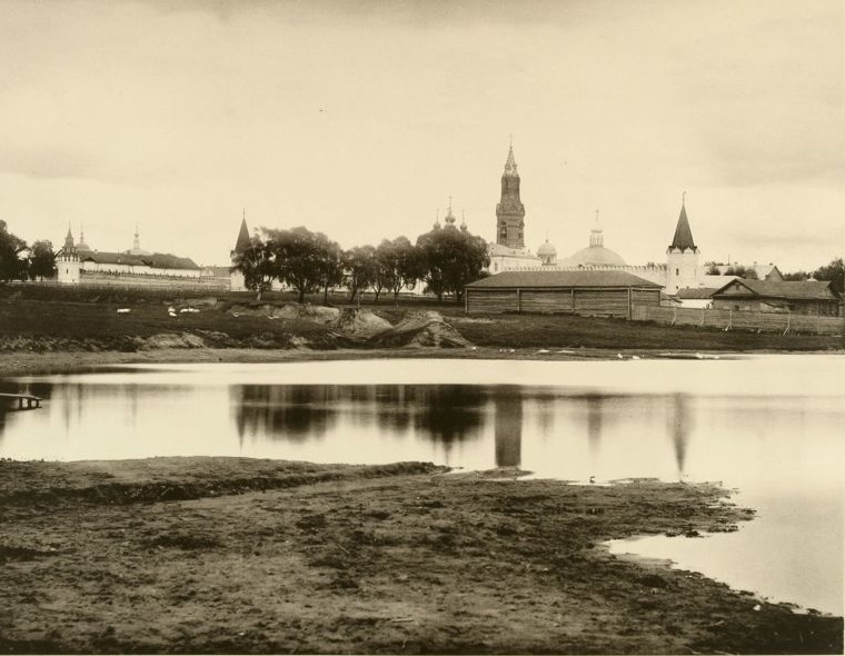 Вид Преображенского кладбища (через Хапиловский пруд). Москва, 1886 г.