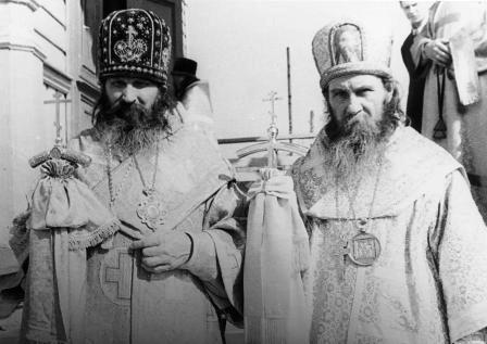 Архиепископ Геннадий (Антонов) и Епископ Леонтий (Кречетов). г. Новозыбков, 1979 г.
