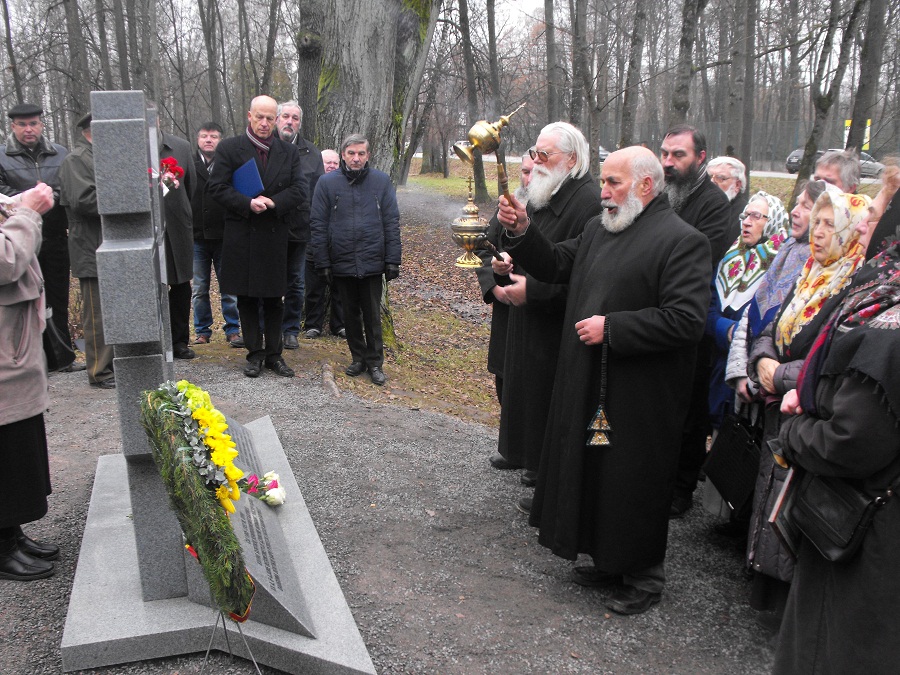 Представители Древлеправославной Поморской Церкви России и других стран приняли участие в открытии и освящении памятника