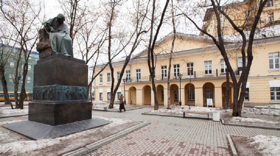 Выставка «Гордость России — Кузнецовы» откроется в Доме Н.В. Гоголя