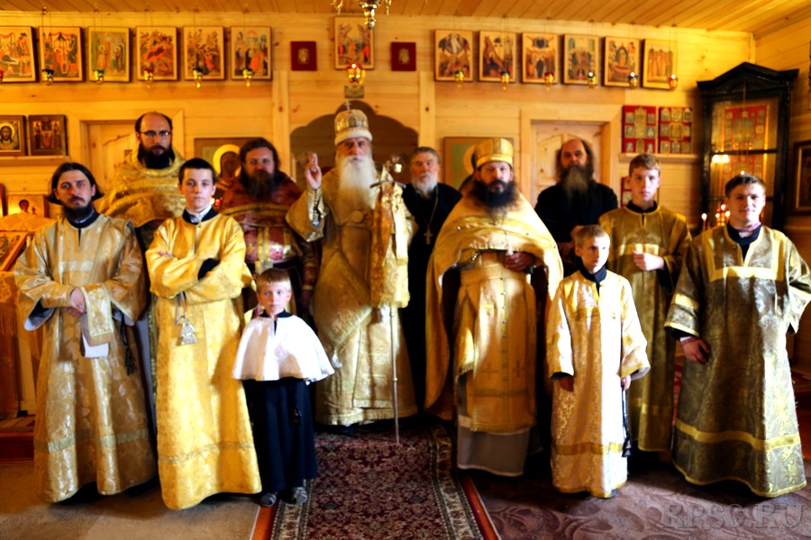 Торжественное богослужение возглавил митрополит Московский и всея Руси Корнилий