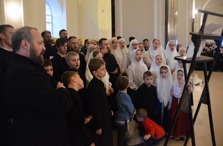 Сводный хор Лиговской общины храма во имя Святой и Живоначальной Троицы города Санкт-Петербурга