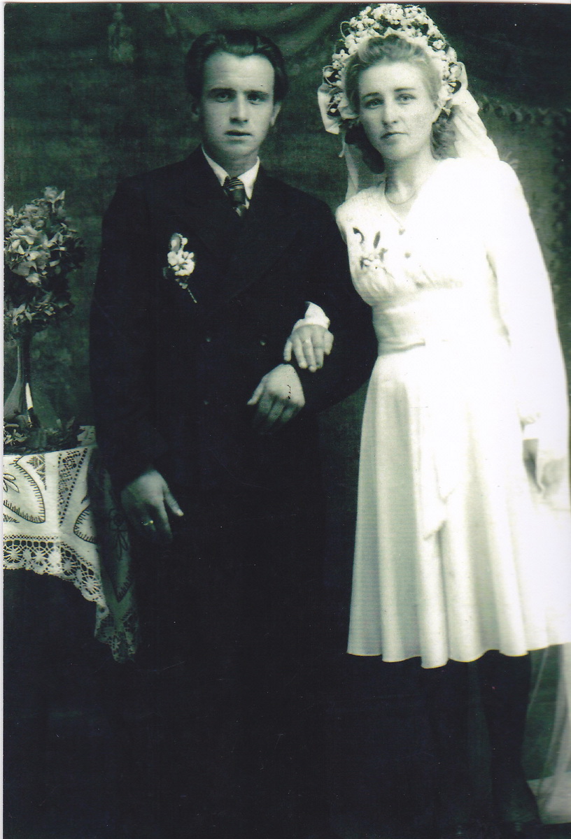 Борис Федорович Торлин и Парасковия Федоровна Дунаева. Новозыбков, 1948 г., венчание
