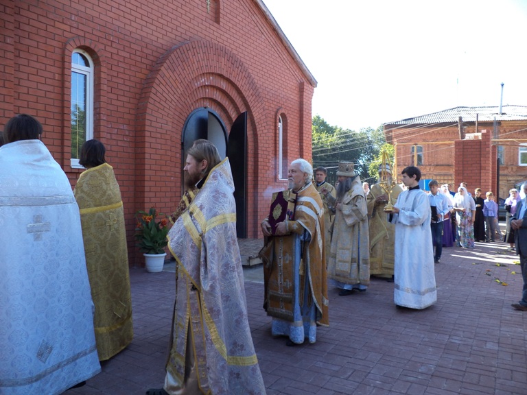 Духовенство во время крестного хода