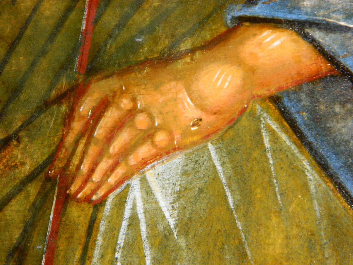 Фрагмент. Левая рука третьего ангела. Фото автора