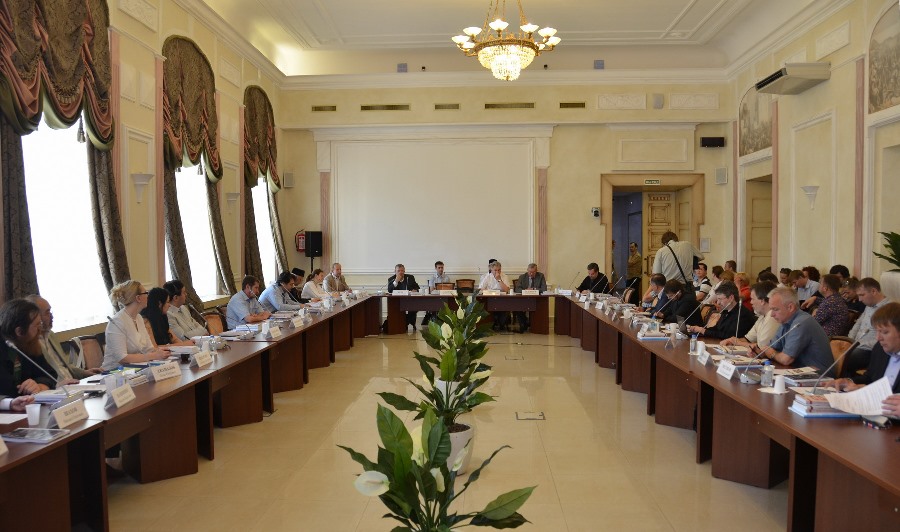 Зал Общественной палаты РФ