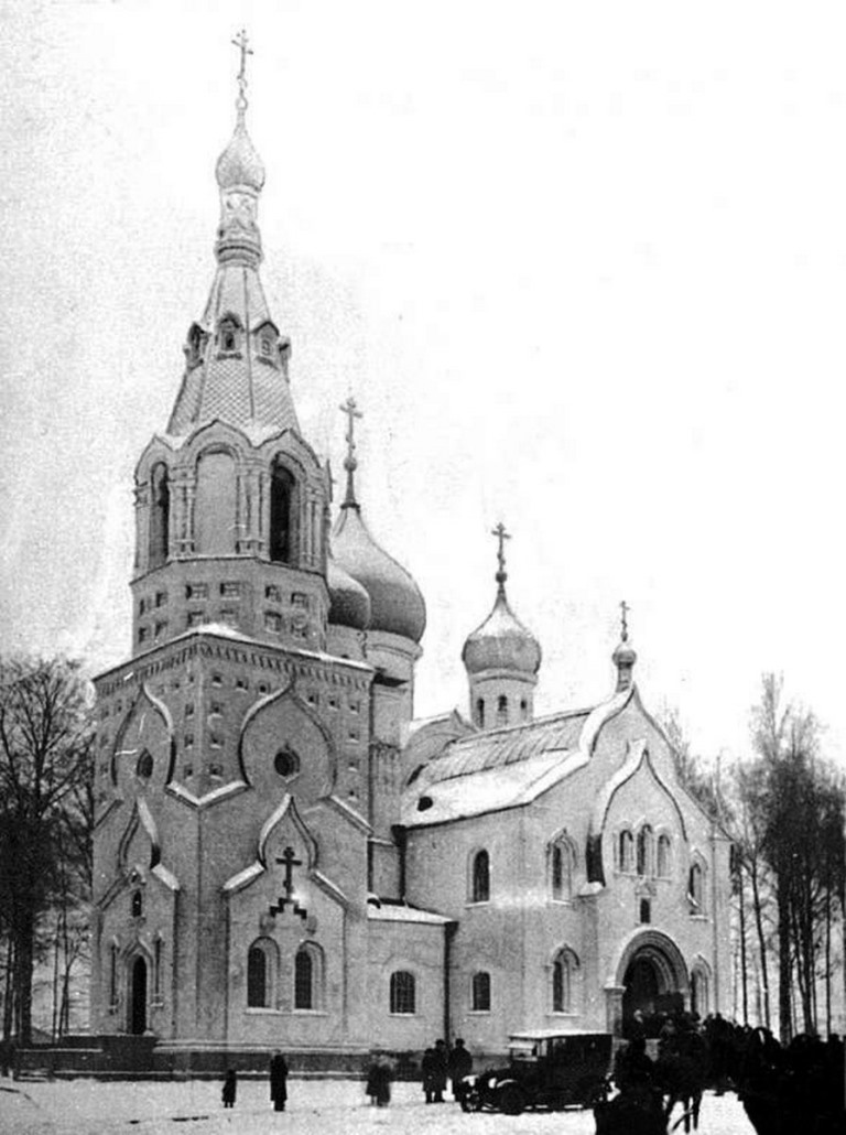 Покровский кафедральный собор Громовского кладбища в Ленинграде