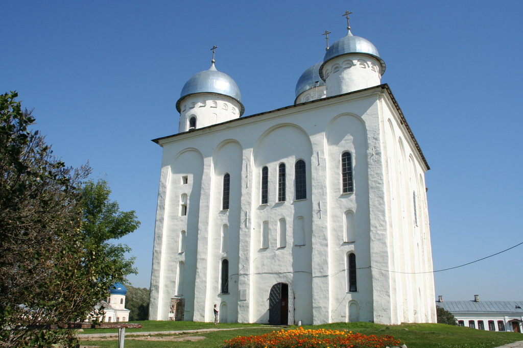 Георгиевский собор Свято-Юрьева монастыря в Великом Новгороде