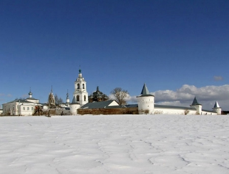 Вид на Николо-Улейминский монастырь