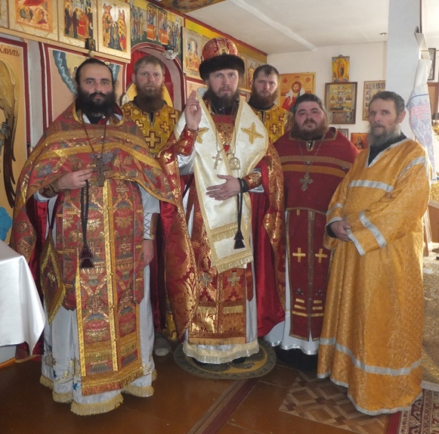 Древлеправославное духовенство во главе с Епископом Сибирским Сергием