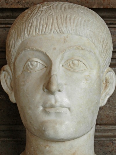 Римский император Флавий Юлий Валент (28 марта 364 — 9 августа 378)