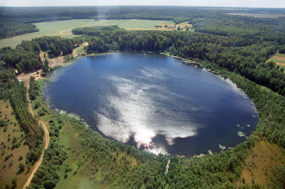 Озеро Светлояр, которое, по преданию, хранит в своих водах град Китеж