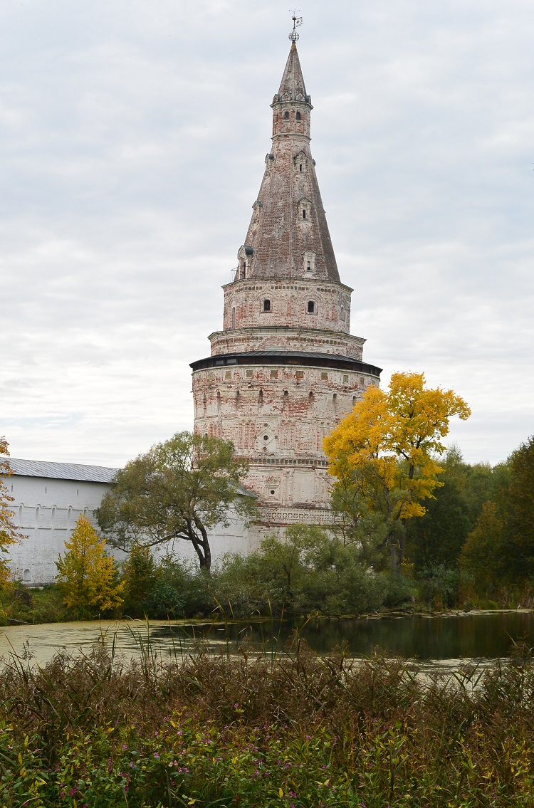Монастырская башня