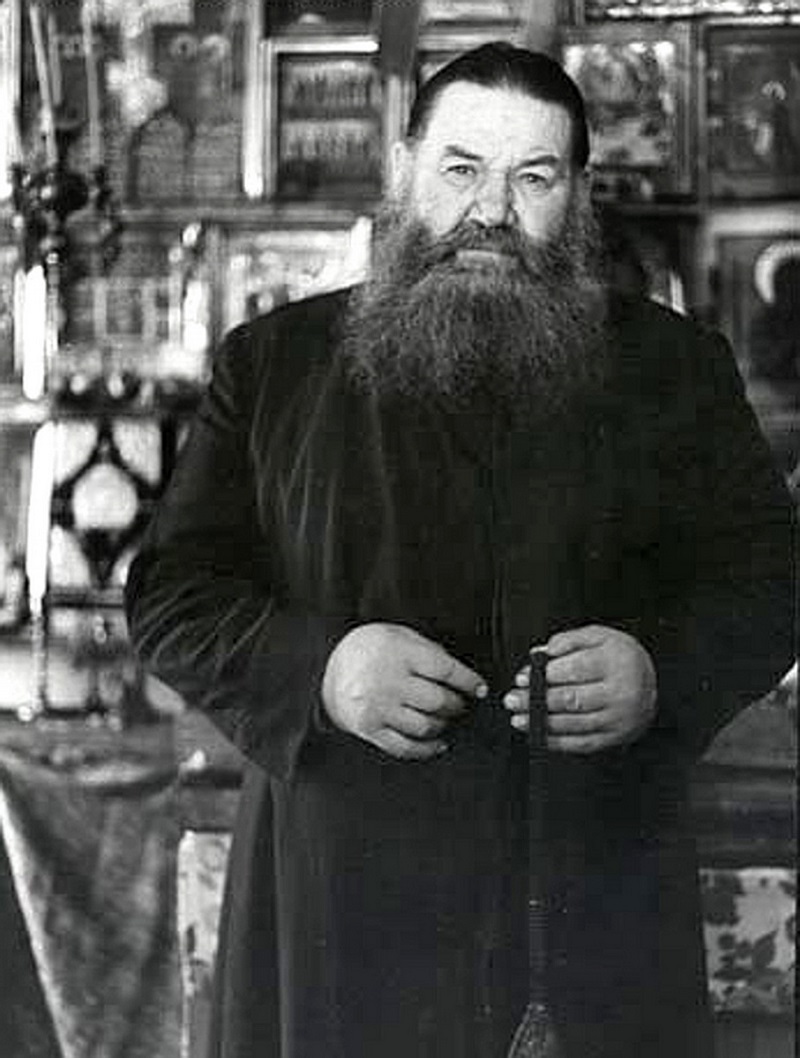 Африкан Иванович Мокроусов — наставник моленной села Передельного. Фото 1992 г.