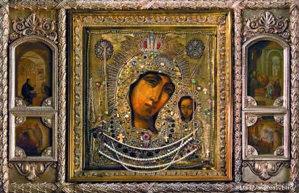Казанская икона Божией Матери из Казанского кафедрального собора Санкт-Петербурга