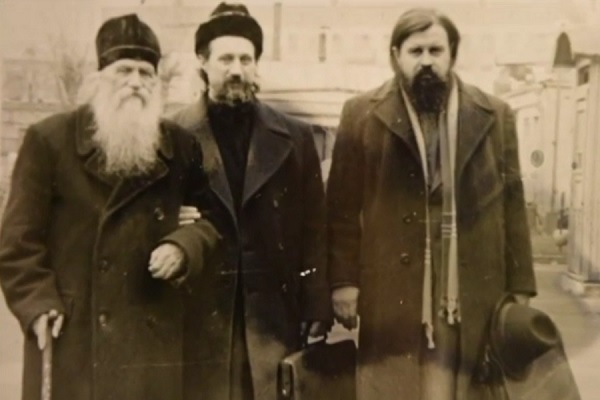 Владыка Анастасий, отец Леонид Гусев и отец Евгений Бобков