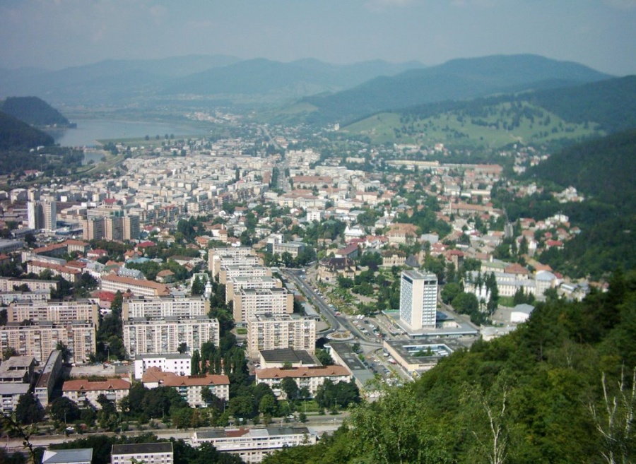 Пьятра Нямц — живописный город на реке Бистрице