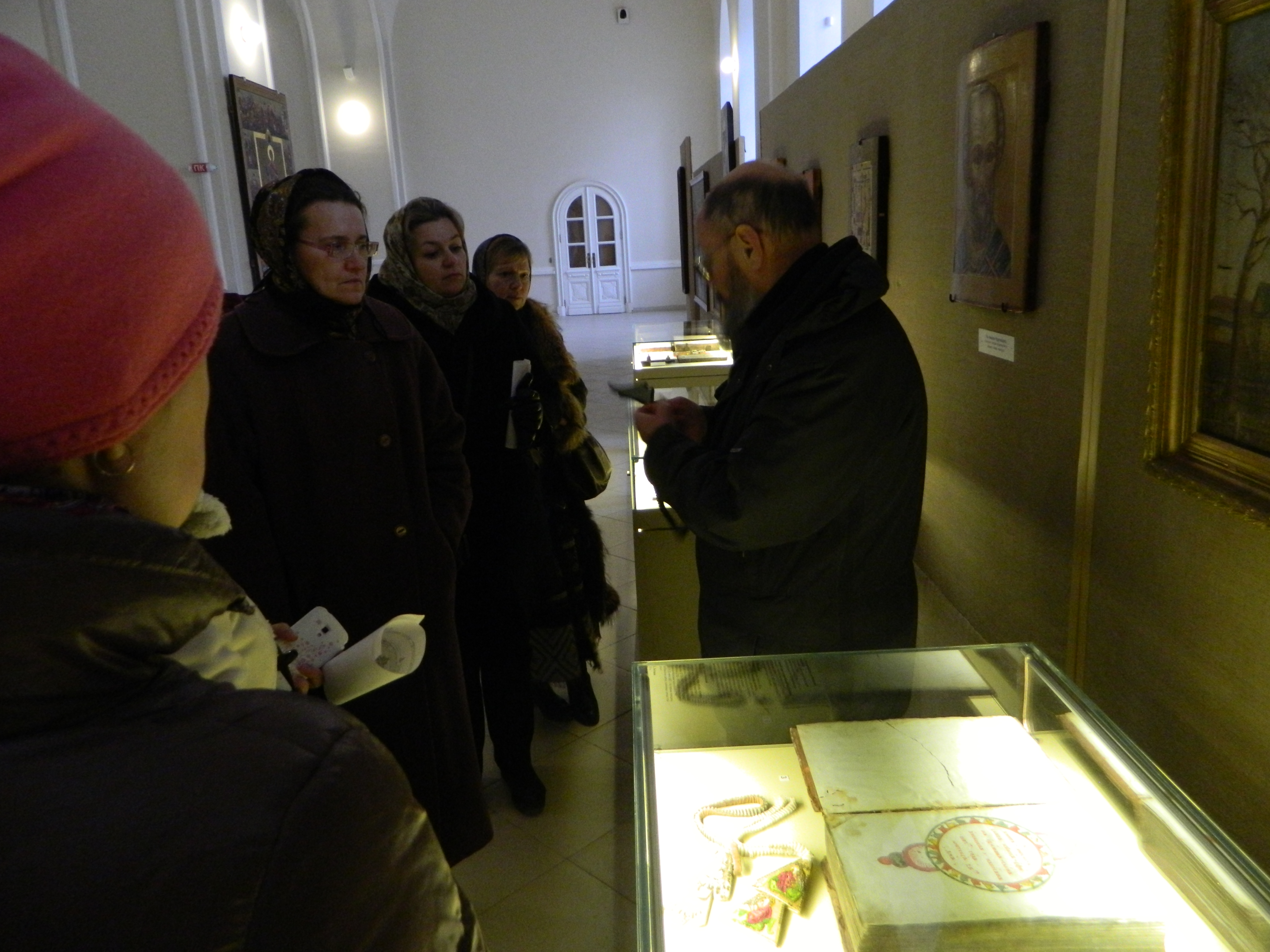 В экспозиции собора Рожества Христова. Март 2014