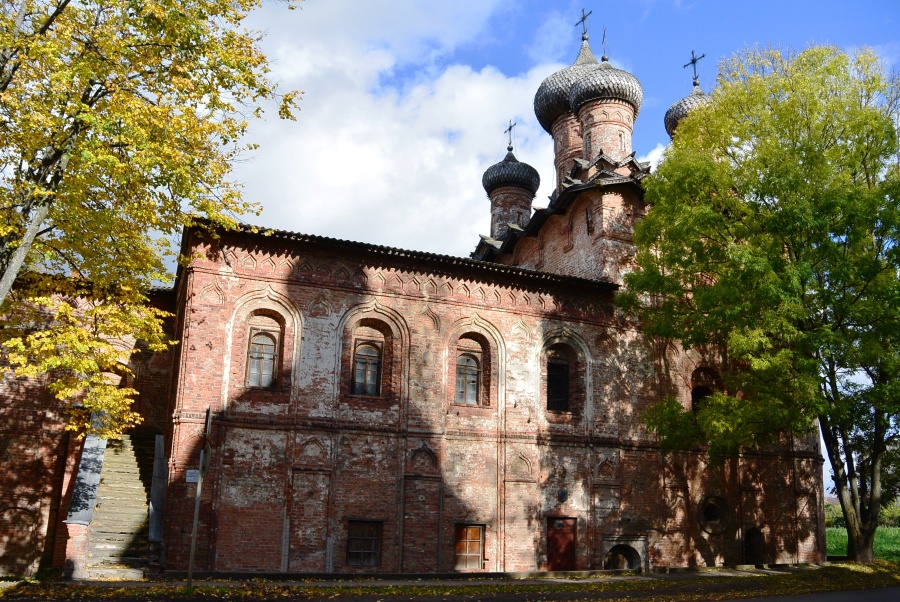 Церковь Святой Троицы Свято-Духова монастыря