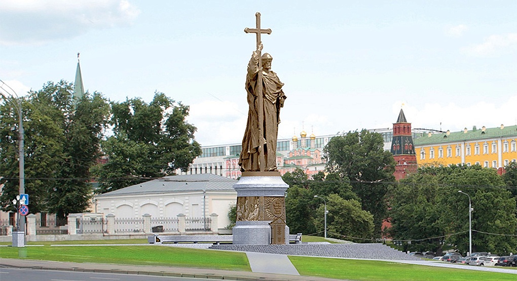 Памятник святому князю Владимиру на Боровицком холме был открыт в 2015 году