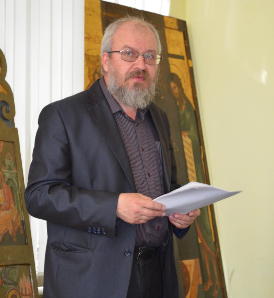 Валерий Волков — заведующий библиотекой редких книг и рукописей Московской Митрополии РПсЦ