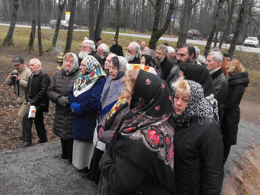 В открытии памятника воинам-староверам приняли участие государственные, общественные и религиозные деятели 