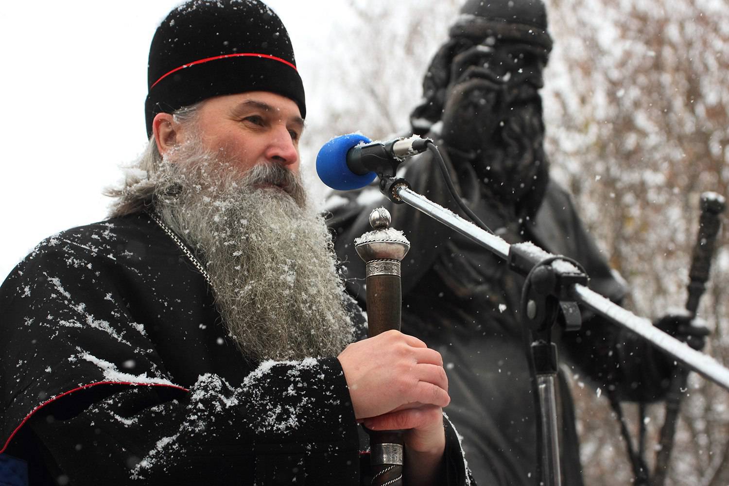 Епископ Казанско-Вятский Евфимий (Дубинов) на открытии памятника