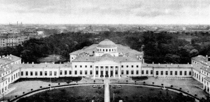 Таврический дворец, место заседаний Государственной Думы в 1917 году