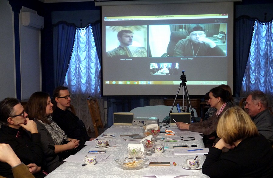 Совещание в Синодальном отделе по благотворительности РПЦ, посвященное проекту перевода Библии на русский жестовый язык