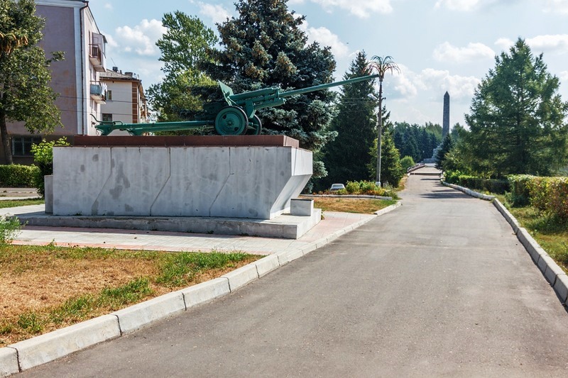 Памятник «Пушка» в г. Ржеве на месте бывшего здания музея