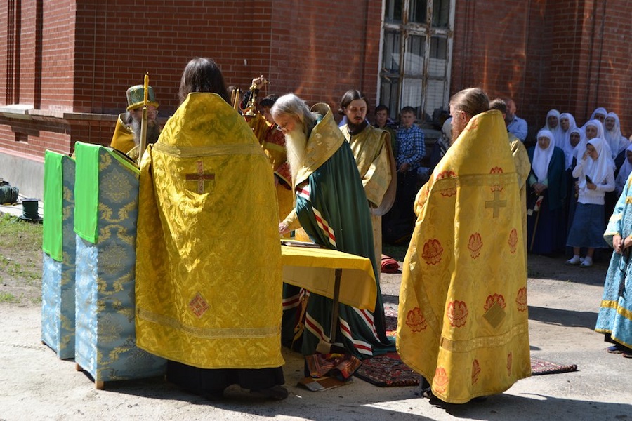 Освящения крестов для строящейся старообрядческой церкви в Оренбурге