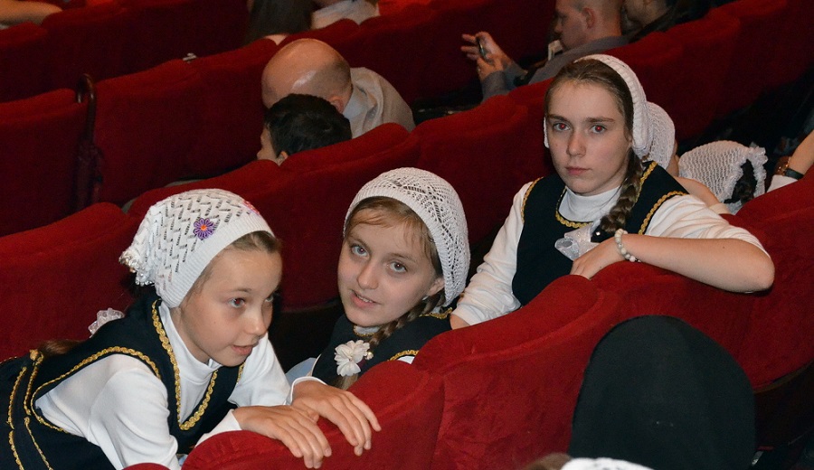 Премьерный показ «Сказа о Петре и Февронии» посетили воспитанники православных гимназий