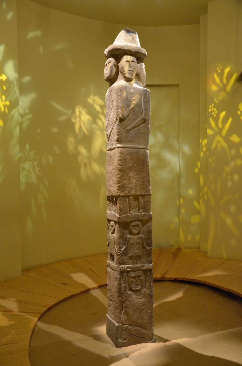 Збручский идол в Краковском археологическом музее