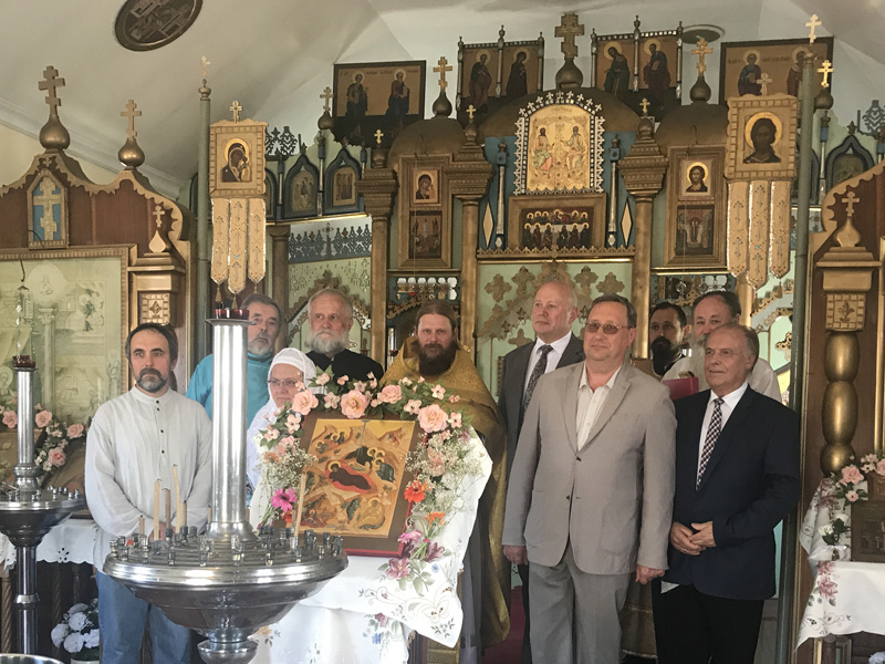 Посол РФ Г.С. Логвинов и Генеральный Консул РФ С.Б. Шипилов впервые посетили старообрядческую церковь в Сиднее