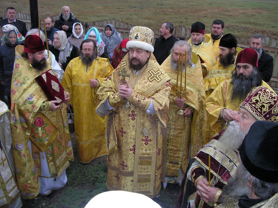 Преосвященный епископ Киевский и всея Украины Никодим (Ковалев) совершил освящение храма Казанской Богородицы