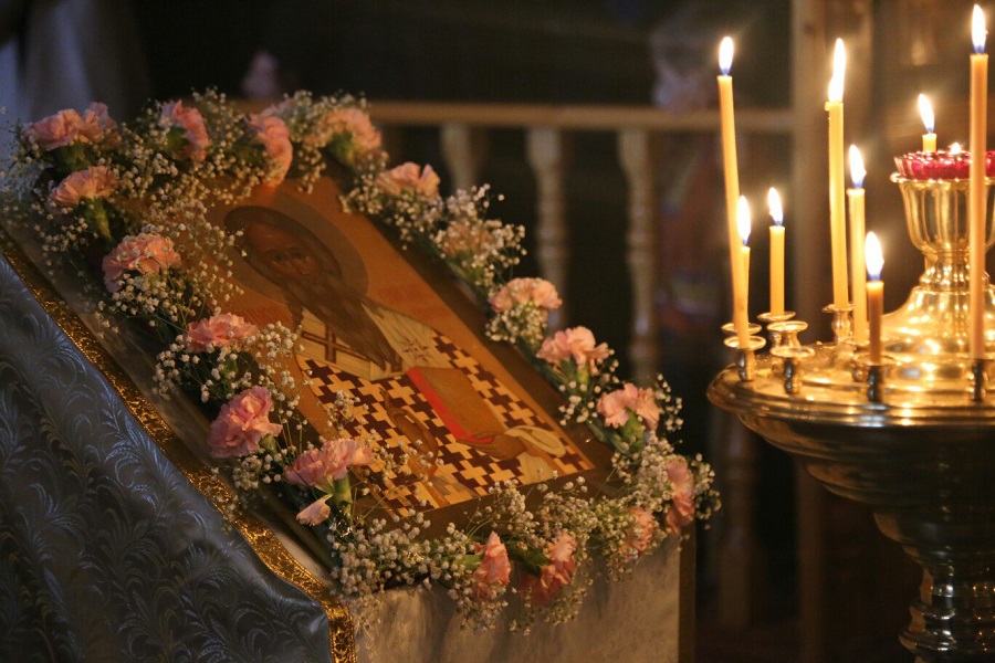 Праздничная икона священномученика и исповедника Павла, епископа Коломенского