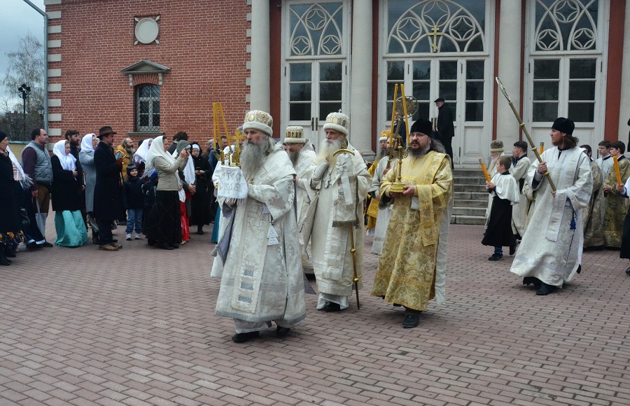 Казанско-Вятский епископ Евфимий (Дубинов) и митрополит Корнилий (Титов)