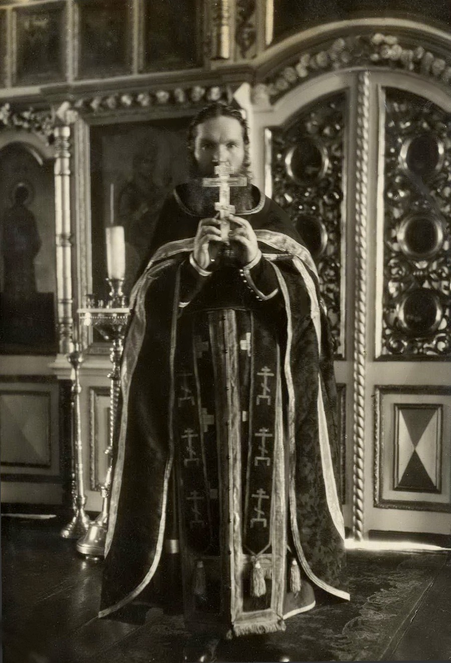 О. Антипа Плотников вскоре после рукоположения во священники. 15 октября 1958 г.