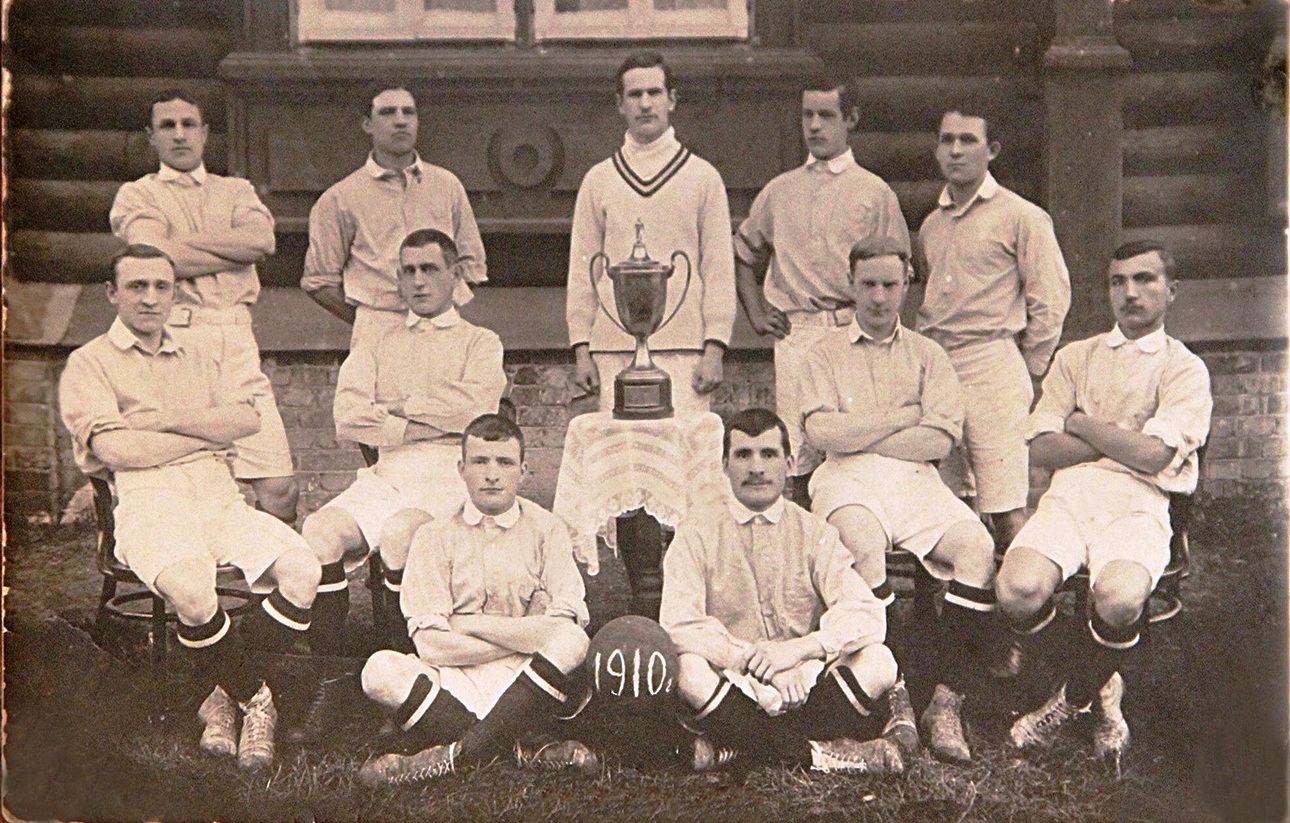 Футбольная команда «Морозовцы». 1910 год