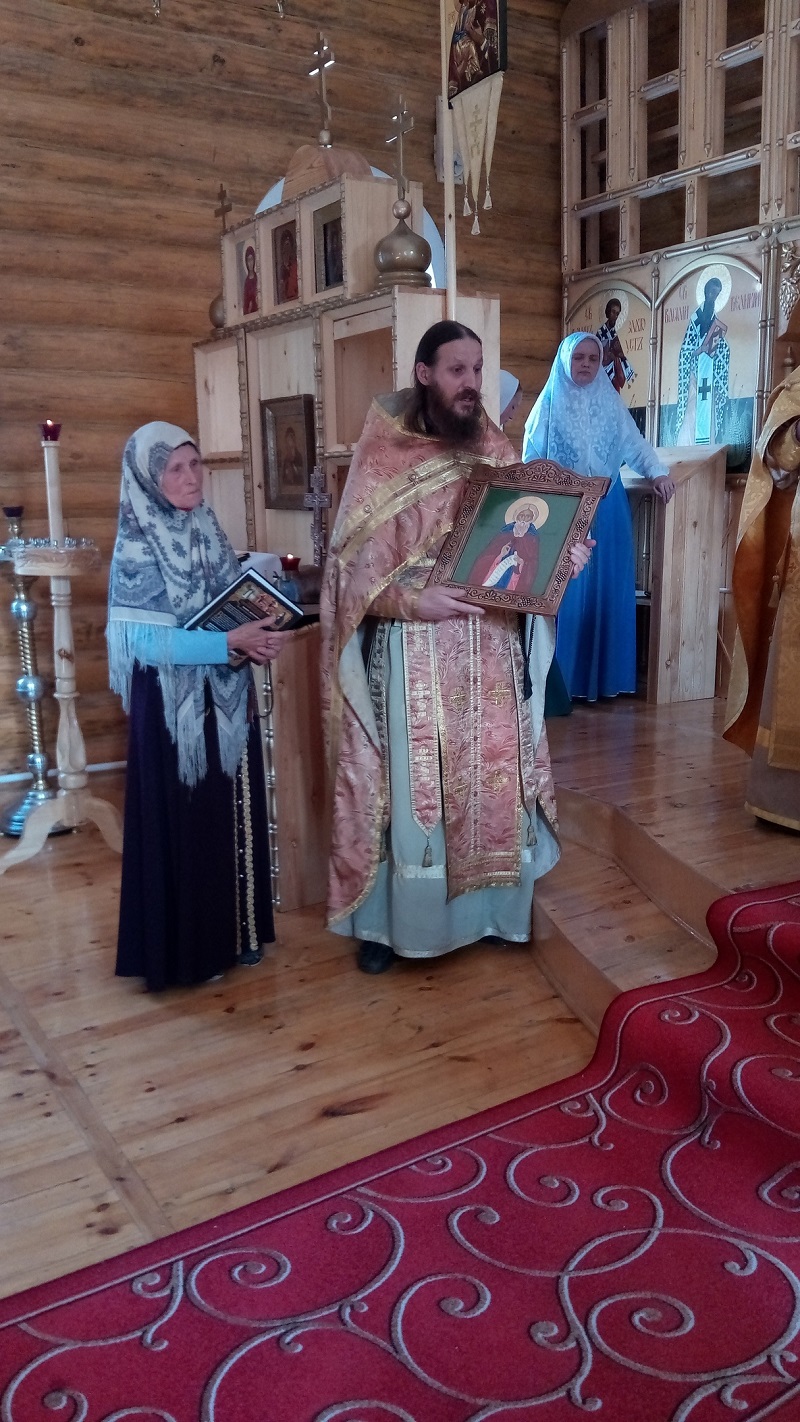 Ивдельчан поздравляет отец Павел Зырянов от лица екатеринбургской и невьянской общин РПсЦ