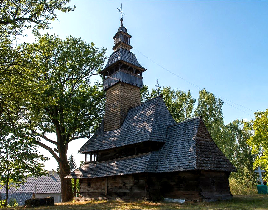 Церковь Николая Чудотворца 1470 года в селе Колодном (Закарпатская область, Украина)