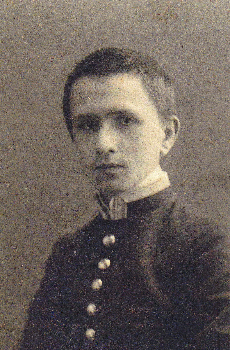 Федор Евгеньевич Торлин — гимназист. Киев, 1910-1912 гг.