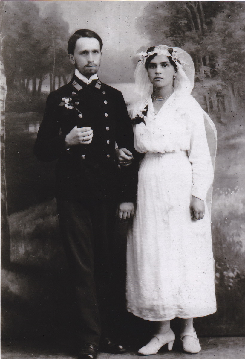 Федор Евгеньевич Торлин и Олимпиада Тимофеевна Кушнерева. Киев, 1919 г.