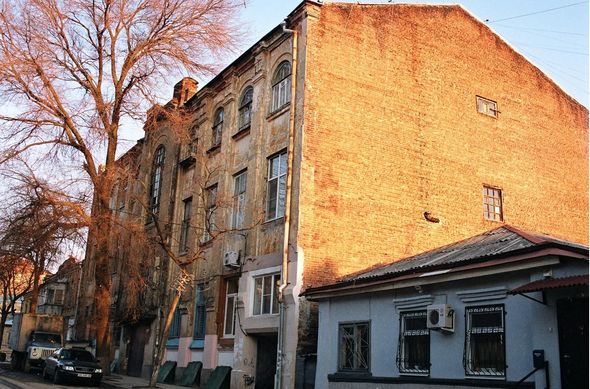 Ул. Воронцовская (ныне Баумана). Богадельный дом. Фото 2010