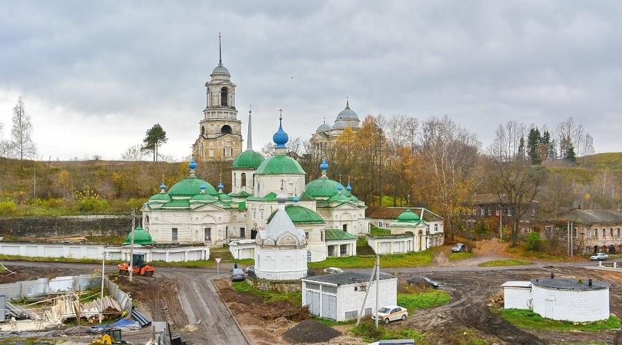 Городок старица на волге